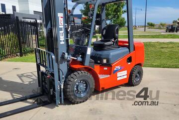 Heli K2 2.5T Diesel Forklift | Brand   | Side shift + Fork Postioner