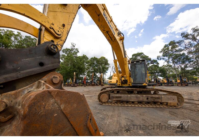 KOMATSU PC600LC-8 EXCAVATOR