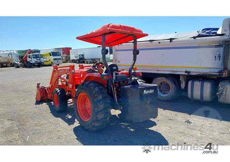 caption Kubota MX5200