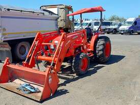 Kubota MX5200 - picture2' - Click to enlarge