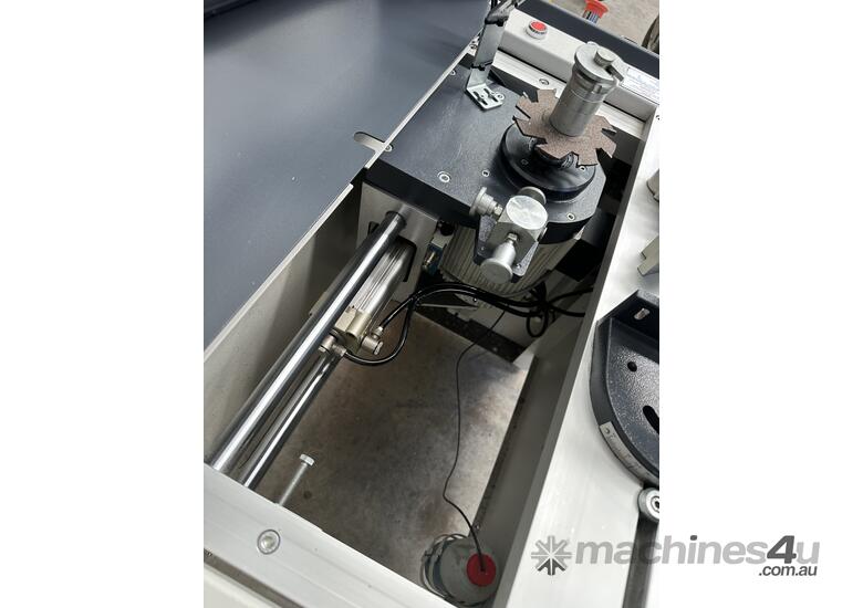caption Automatic End Milling Machine