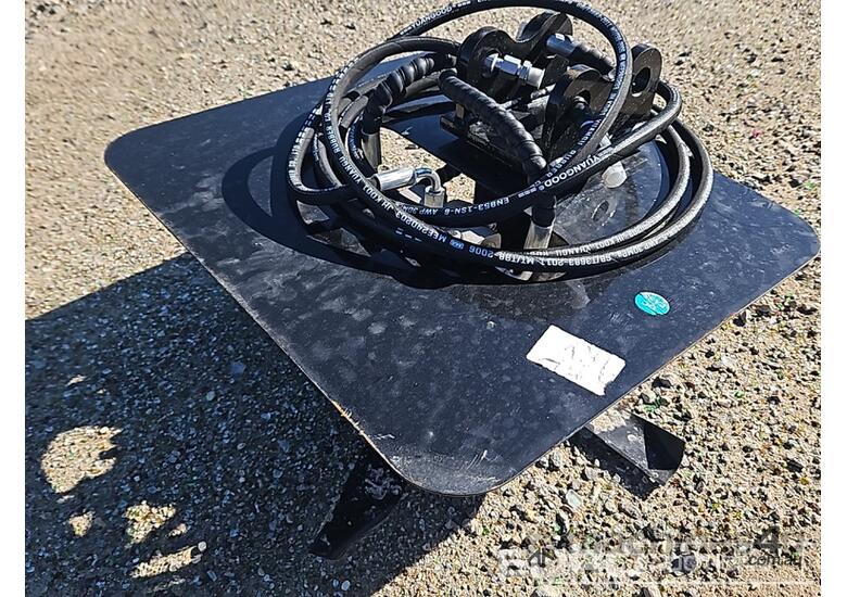 caption Unused Captok Hedge Cutter To Suit 1-3 Ton Mini Excavator