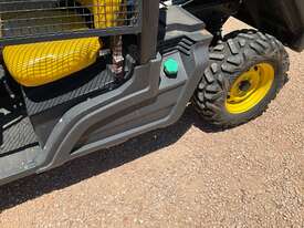 2020 John Deere XUV865E ATV 4WD - picture1' - Click to enlarge