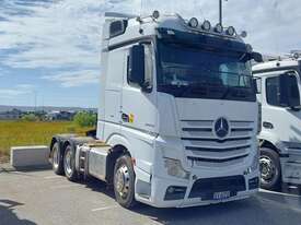 Mercedes-Benz Actros - picture0' - Click to enlarge