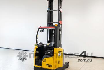 Yale 1.6T battery electric sit-down reach truck. Yale 1.6T battery electric sit-down reach truck.