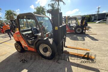 2.5 Tonne 4WD Forklift (Buggy)