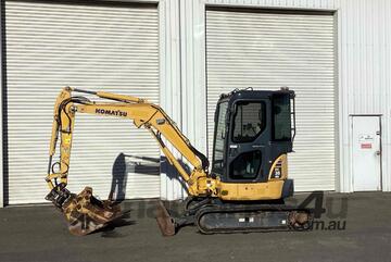 Komatsu   PC35MR-3 Excavator