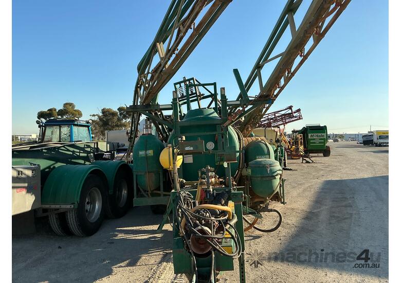 caption 2001 Goldacres Prairie Boom Spray
