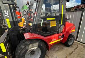 Royal 3.5T Rough Terrain Forklift