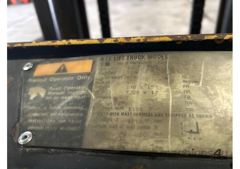 caption Hyster Forklift