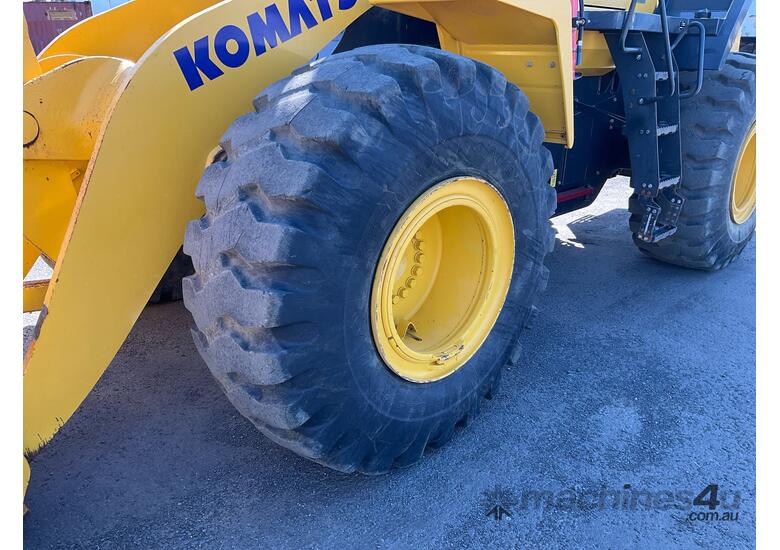 caption 2022 Komatsu WA380-6 Articulated Front End Loader
