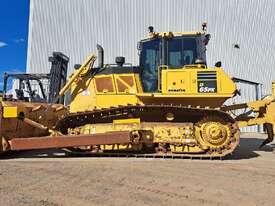 2015 Komatsu D65PX_18 - picture0' - Click to enlarge