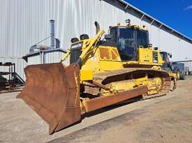 2015 Komatsu D65PX_18 - picture19' - Click to enlarge