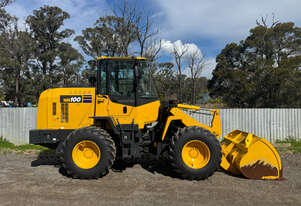 Volvo L45H Loader/Tool Carrier Loader