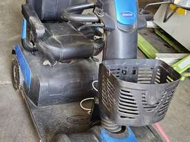 1 x Invacare Electric Mobility Scooter - picture0' - Click to enlarge