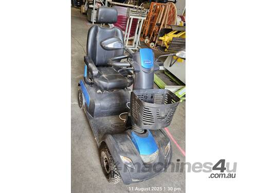 1 x Invacare Electric Mobility Scooter