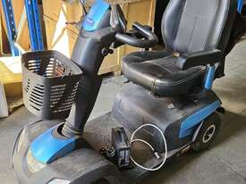 1 x Invacare Electric Mobility Scooter - picture2' - Click to enlarge