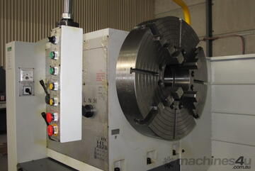 Taiwanese Big Bore Centre Lathes , 960/1060/1170mm Turning Capacity