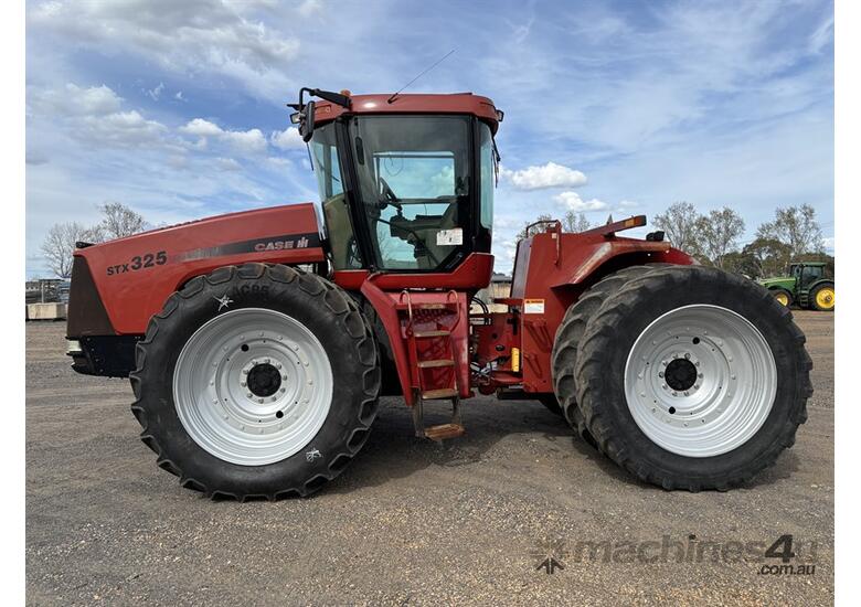 caption 2001 CASE IH STX 325