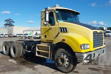 Mack   CSMR Metroliner Mack   CSMR Metroliner