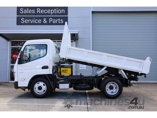 2025 Fuso CANTER 615