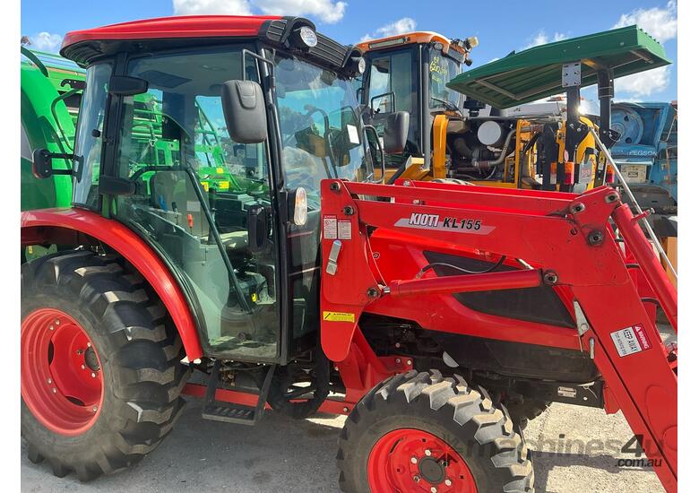 caption 2023 Kioti KL155 Tractor / Loader
