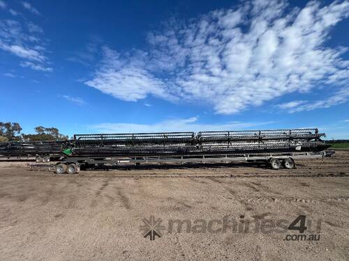 2020 Midwest 60ft Draper Front & 4 axle Midwest Trailer.