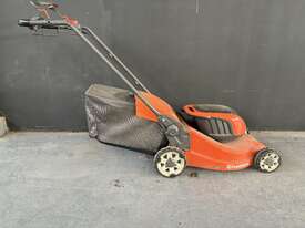 Husqvarna Battery Mower - picture2' - Click to enlarge