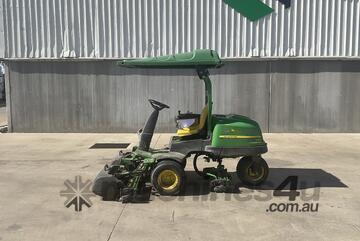 John Deere 2500B Ride On Mower (Council Asset)