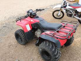 Honda 250cc 4 Wheel ATV - picture2' - Click to enlarge