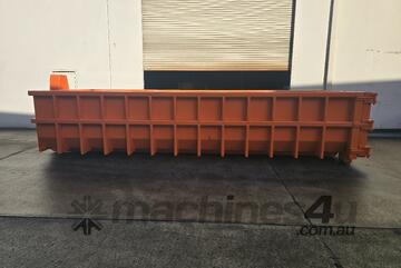 Extreme Duty Hooklift Bins