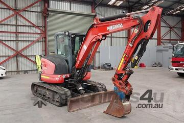 Kubota   U55-4