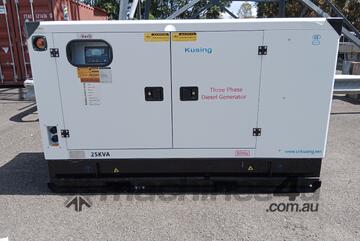 25kVA Isuzu Powered Silenced Diesel Generator 415V / 240V
