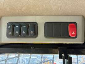 2019 Caterpillar 239D Skid Steer (Rubber Tracked) - picture1' - Click to enlarge