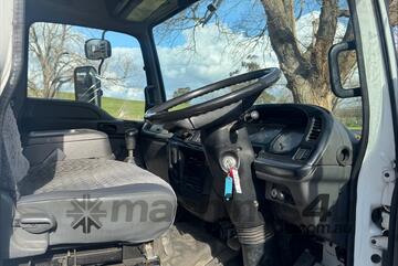 2002 Isuzu FRR 500 Flat Bed 4x2 Tipper