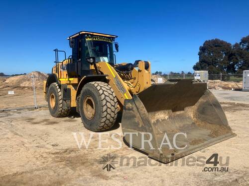 CAT 962M Wheel Loaders integrated Toolcarriers