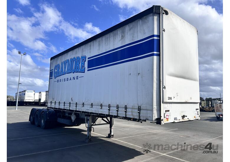 2012 Vawdrey VB S3 Tri-Axle Curtainsider