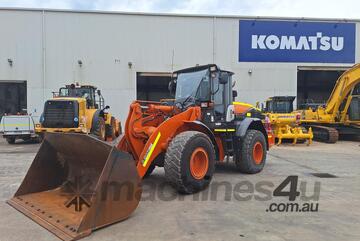 Hitachi 2018   ZW180_5B