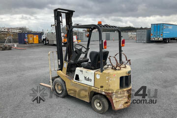 Yale GP040AB Forklift (Counterbalanced)