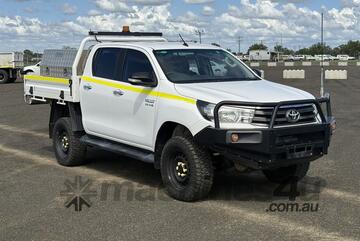 Toyota 2017   HILUX SR UTE