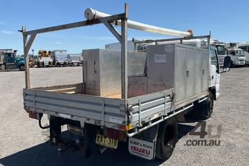 2000 Isuzu NPR 200 Table Top (Day Cab)