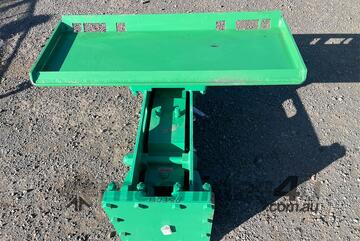 Un  Hydraulic Skid Steer / Excavator Post Driver