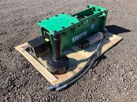 Unused Hydraulic Skid Steer / Excavator Post Driver - picture2' - Click to enlarge