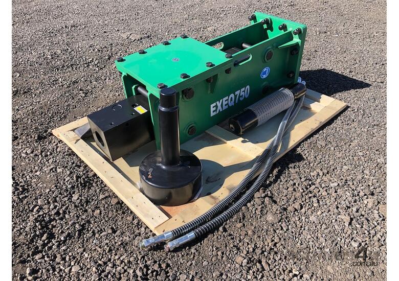 Unused Hydraulic Skid Steer / Excavator Post Driver