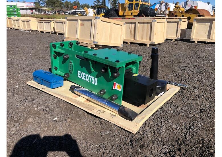 Unused Hydraulic Skid Steer / Excavator Post Driver