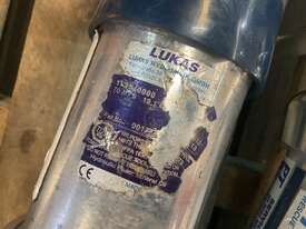 CIRCA 2010 Lukas S510 Hydraulic Cutter - picture2' - Click to enlarge