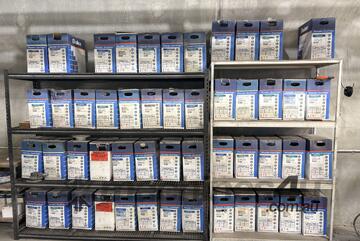 Large Quantity of New and   Assortment Dulux Paint Powder - Coolum Beach