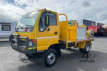 2004 Isuzu NPS Rural Fire Unit