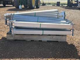 1 X Pallet Of Purlin Spacers with Bolts ( Brand New) - picture0' - Click to enlarge