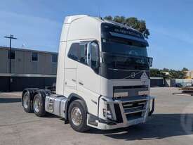 Volvo FH16 Globetrotter - picture19' - Click to enlarge